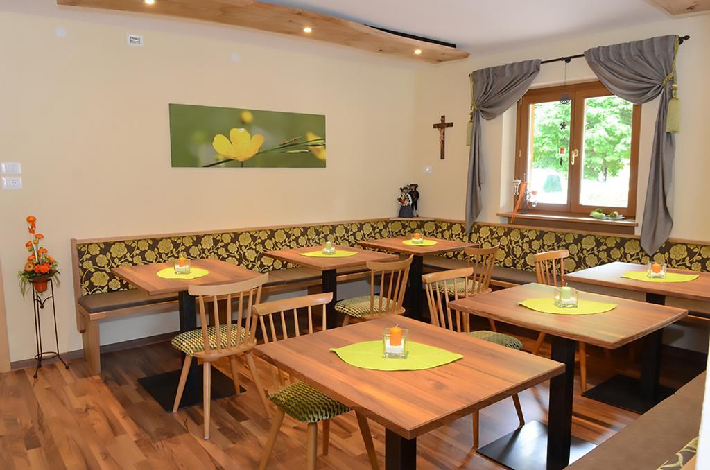 Garni Gruenau Hotel San Martino In Passiria  Екстериор снимка