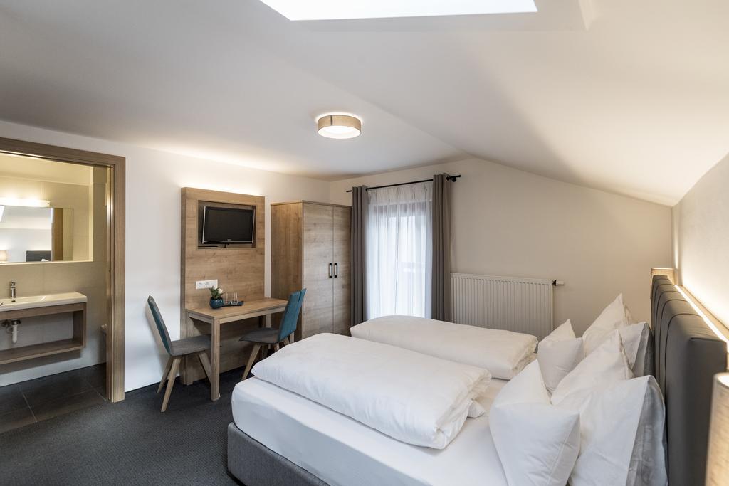 Garni Gruenau Hotel San Martino In Passiria  Екстериор снимка