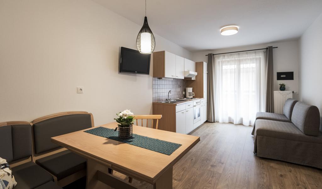 Garni Gruenau Hotel San Martino In Passiria  Екстериор снимка
