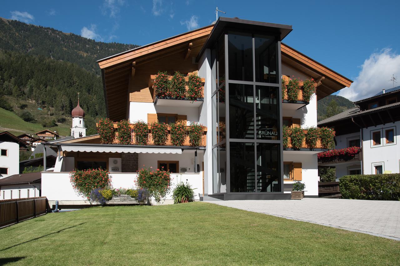 Garni Gruenau Hotel San Martino In Passiria  Екстериор снимка